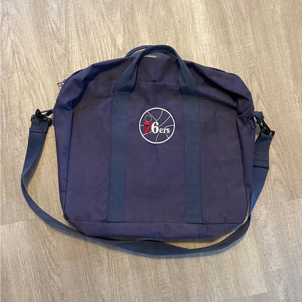 Old school 76ers messenger / laptop bag